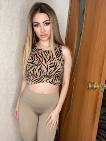Проститутка Адель